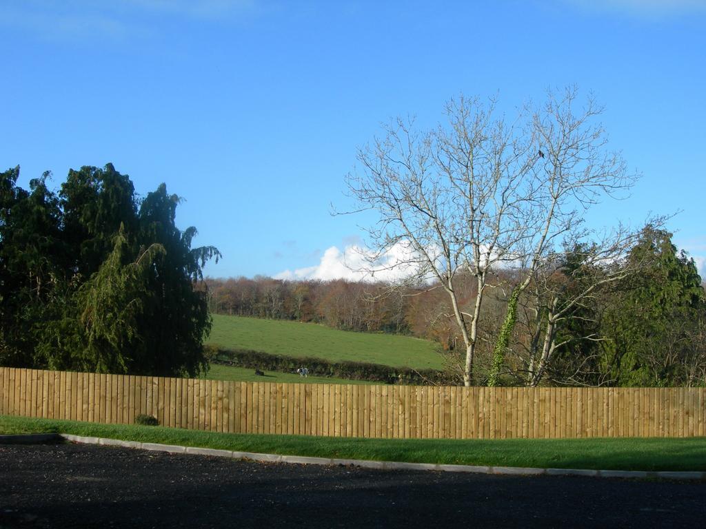 Templemoyle Farm Cottages Campsey Room photo